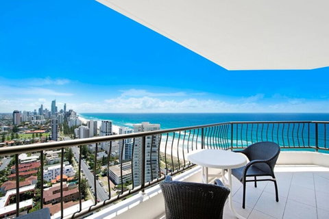 ULTIQA Beach Haven On Broadbeach - Broome Tourism 16