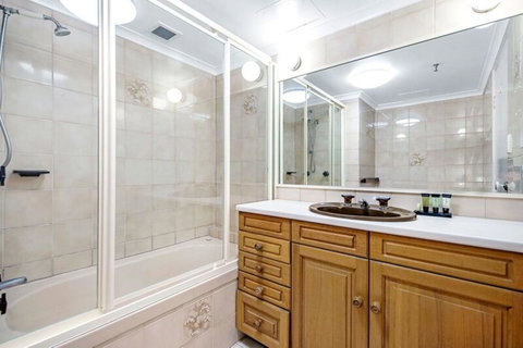 ULTIQA Beach Haven On Broadbeach - Broome Tourism 39