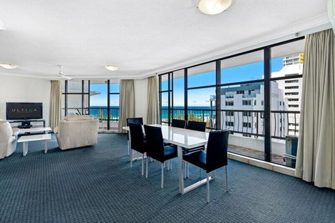 ULTIQA Beach Haven On Broadbeach - Broome Tourism 21