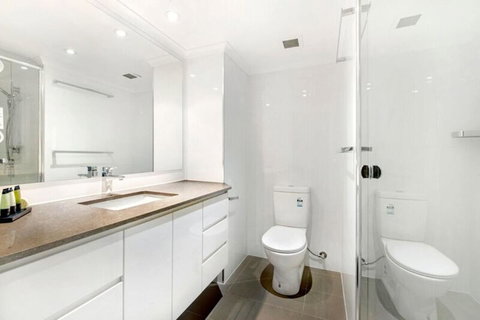 ULTIQA Beach Haven On Broadbeach - Broome Tourism 40