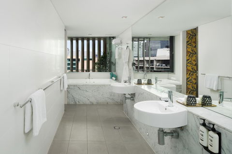 Ovolo The Valley Brisbane - Broome Tourism 1