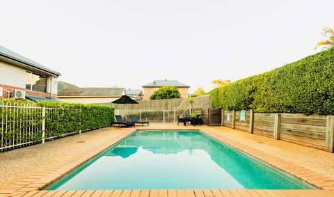 Ambassador On Ruthven - Broome Tourism 7