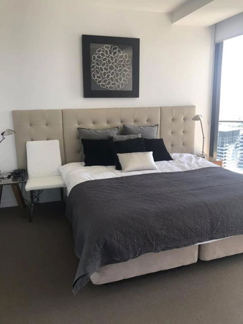 Luxury 3 Bedroom In Heart Of Broadbeach - Broome Tourism 19