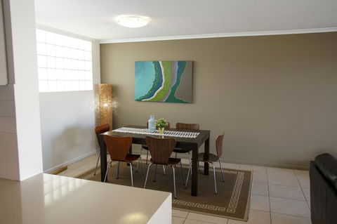 San Marino By The Sea Apartments - Broome Tourism 34