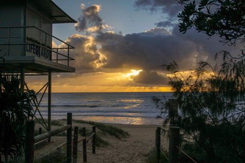 San Marino By The Sea Apartments - Broome Tourism 30