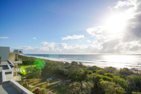 San Marino By The Sea Apartments - Broome Tourism 2
