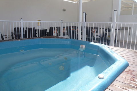 5231 BEACH CLUB PENTHOUSE - Broome Tourism 13