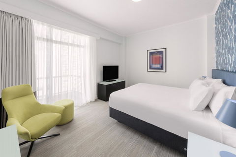 Vibe Hotel Gold Coast - Broome Tourism 16