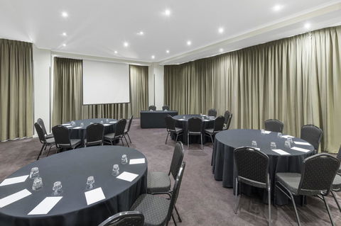 Vibe Hotel Gold Coast - Broome Tourism 21