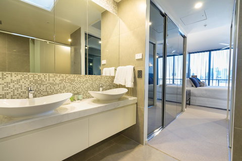 Arena Apartments By CLLIX - Broome Tourism 14