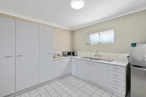 Comfort Inn North Brisbane - Broome Tourism 3