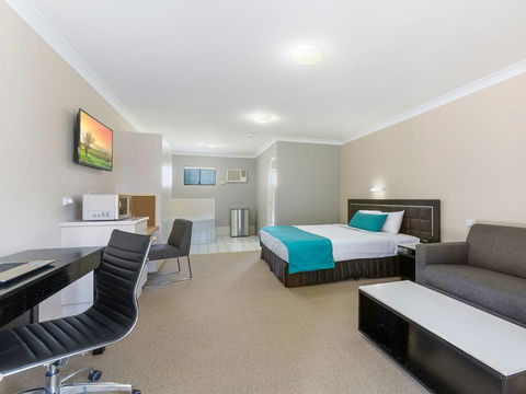 Comfort Inn North Brisbane - Broome Tourism 28