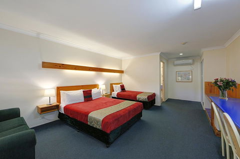 Smart Motels Bert Hinkler - Broome Tourism 11