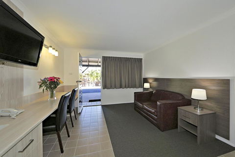 Smart Motels Bert Hinkler - Broome Tourism 29