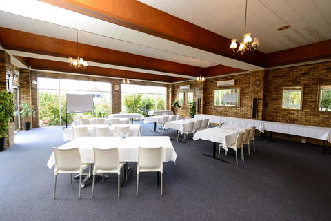 Smart Motels Bert Hinkler - Broome Tourism 36