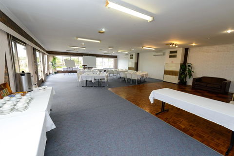 Smart Motels Bert Hinkler - Broome Tourism 37
