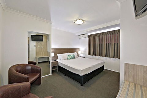 Smart Motels Bert Hinkler - Broome Tourism 26
