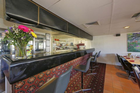 Smart Motels Bert Hinkler - Broome Tourism 6