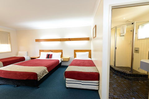Smart Motels Bert Hinkler - Broome Tourism 3