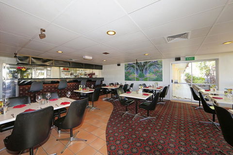 Smart Motels Bert Hinkler - Broome Tourism 7