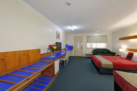 Smart Motels Bert Hinkler - Broome Tourism 10