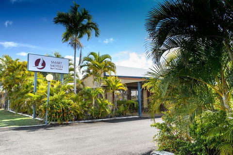Smart Motels Bert Hinkler - Broome Tourism 1
