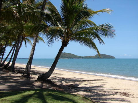 Palm Cove Beach Apartment - Broome Tourism 25