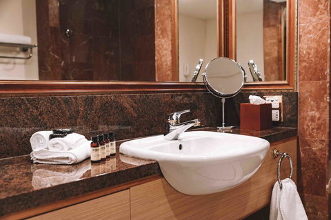 Pullman Cairns International - Broome Tourism 7