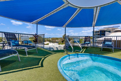 Beach Club Resort Mooloolaba - Broome Tourism 3