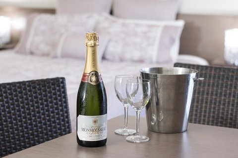 The Metropolitan Spring Hill - Broome Tourism 29