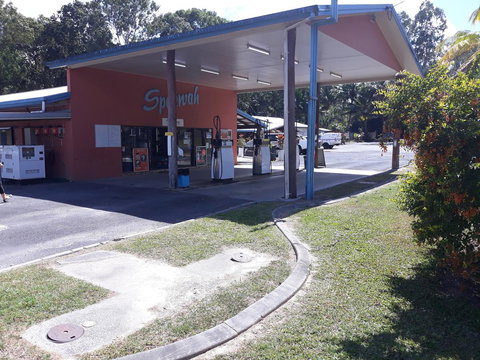 Speewah Country Tavern - Broome Tourism 2