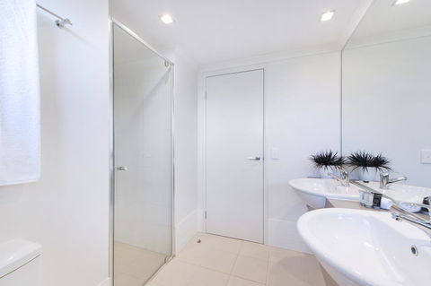 On The Bay Apartments - Broome Tourism 24