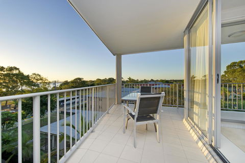 On The Bay Apartments - Broome Tourism 13