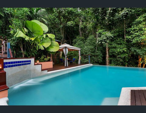 Cairns Rainforest Retreat - Broome Tourism 12