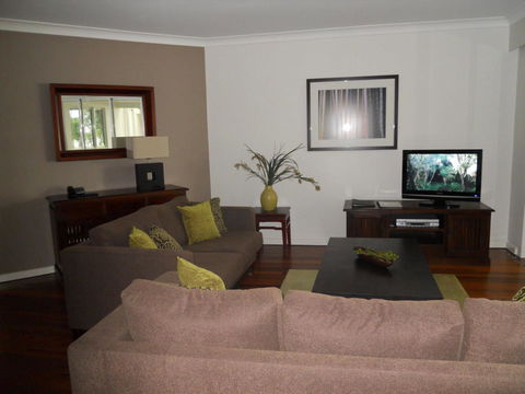 BeachView Apartments At Villa Paradiso - Broome Tourism 9