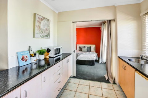 Coral Tree Inn - Broome Tourism 27