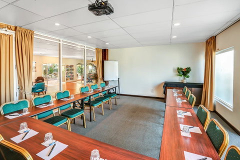 Coral Tree Inn - Broome Tourism 9
