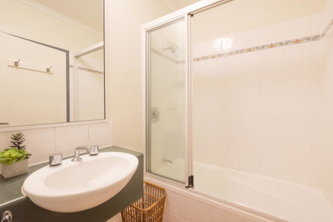 Coral Tree Inn - Broome Tourism 41