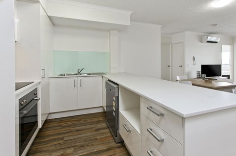 Arise Princess Regent Apartments - Broome Tourism 4