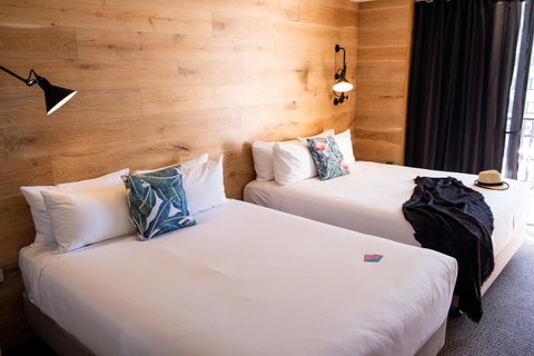 The Island Gold Coast - Broome Tourism 26