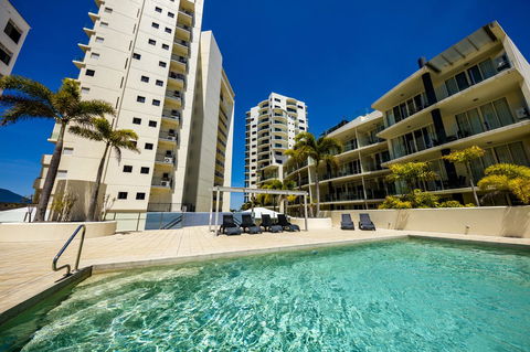 Jack And Newell Holiday Apartments - Broome Tourism 9