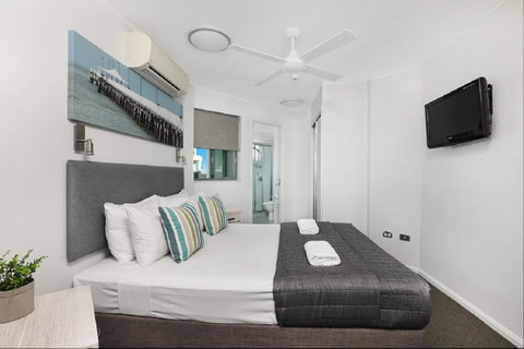 Malibu Apartments - Broome Tourism 8