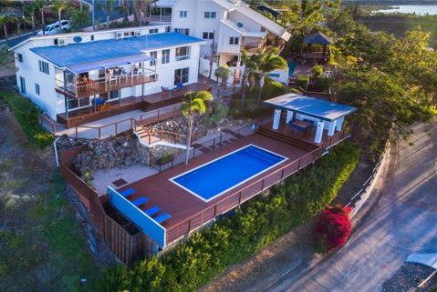 Nautilus On The Hill - Airlie Beach - Broome Tourism 13