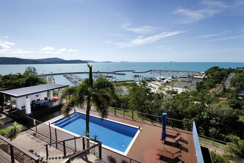 Nautilus On The Hill - Airlie Beach - Broome Tourism 41
