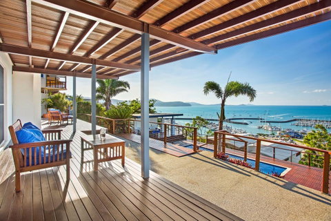 Nautilus On The Hill - Airlie Beach - Broome Tourism 32