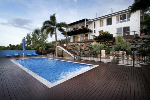Nautilus On The Hill - Airlie Beach - Broome Tourism 1