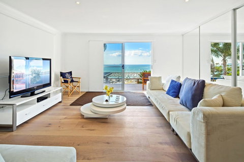 Nautilus On The Hill - Airlie Beach - Broome Tourism 16