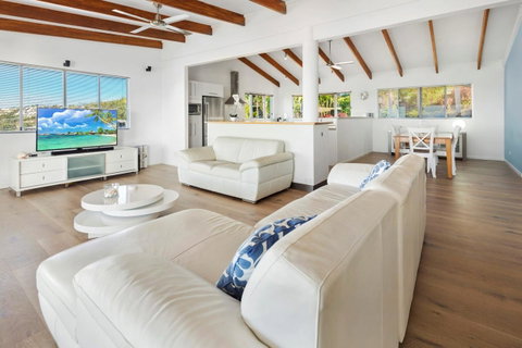 Nautilus On The Hill - Airlie Beach - Broome Tourism 29