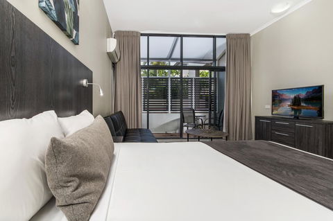 Sunshine Tower Hotel - Broome Tourism 18