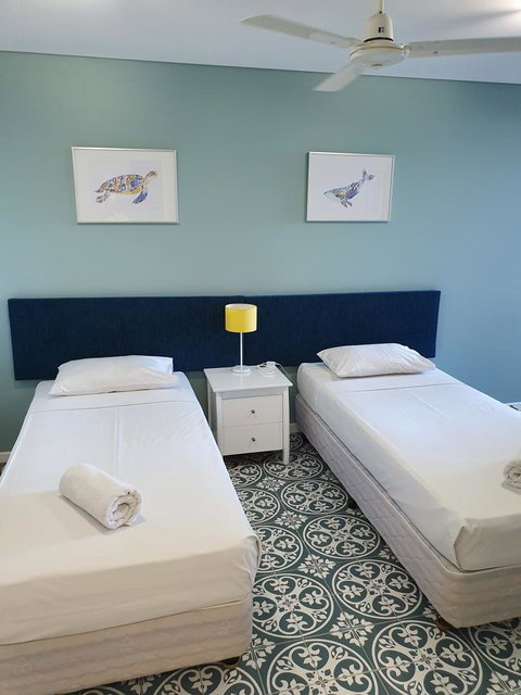 Azure Sea Whitsunday Resort - Broome Tourism 1